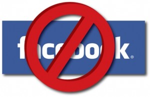 Journalister må ikke bruge Facebook